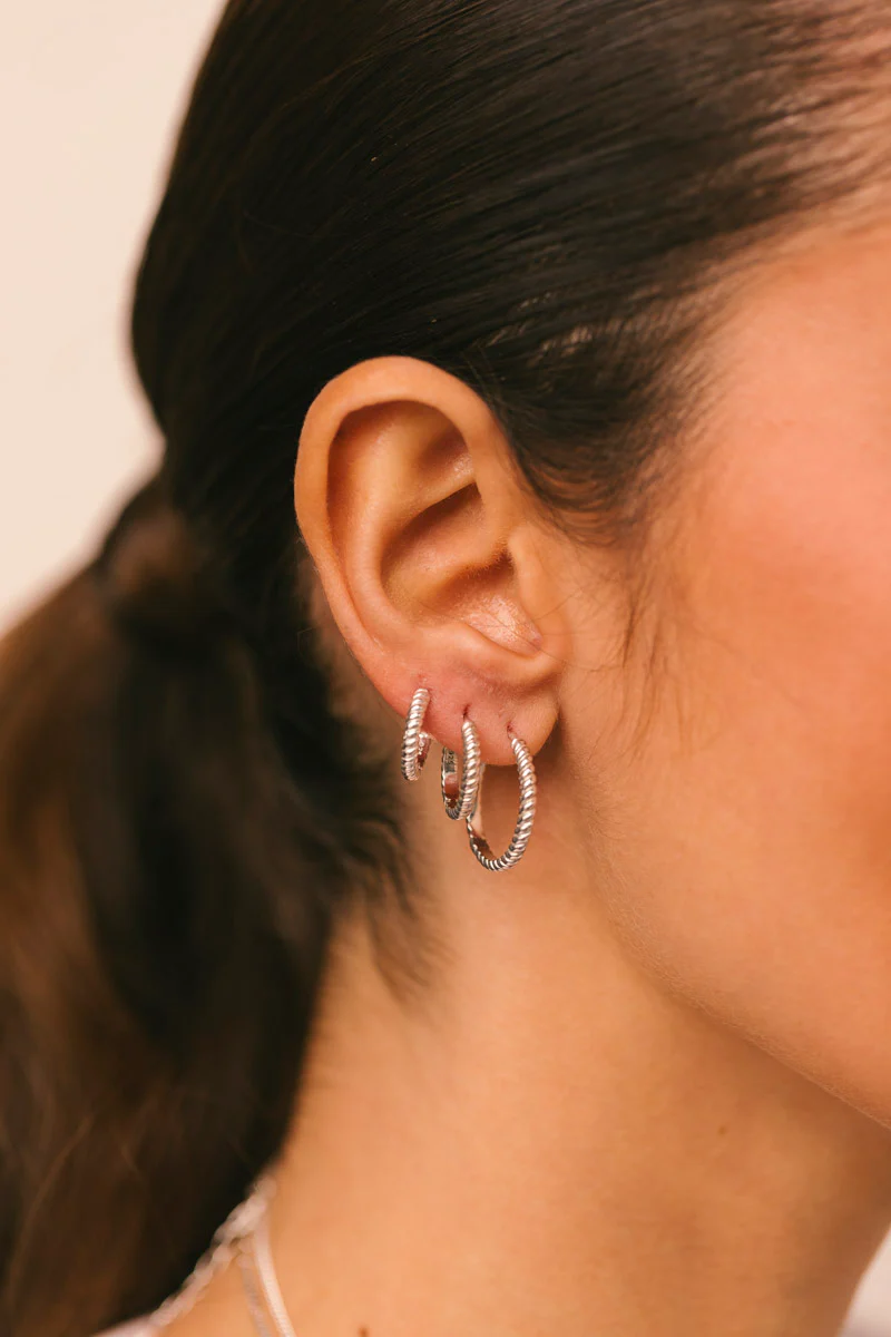 Bold Twisted Hoop Silver (15mm)