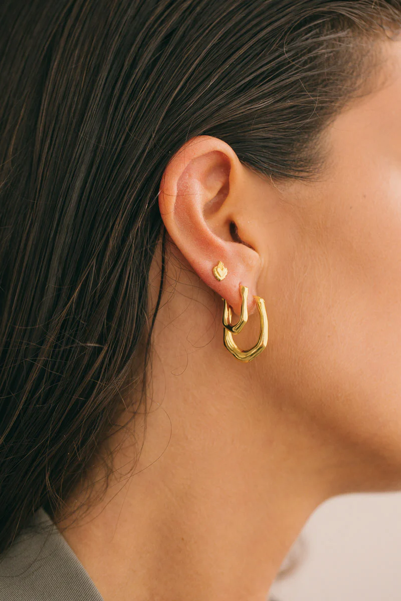 Organic oval hoop gold plated (25mm) - Image 2