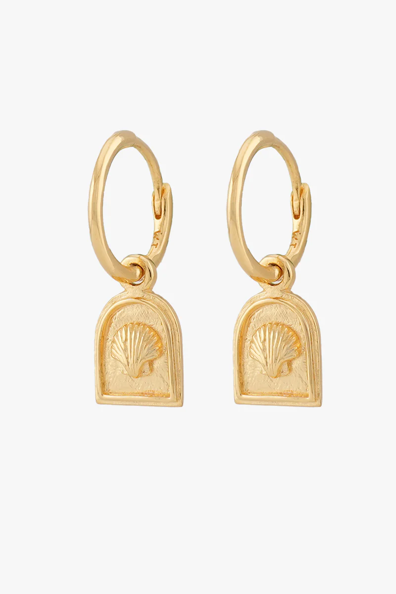 Scallop Medallion Hoop Gold Plated - Image 6