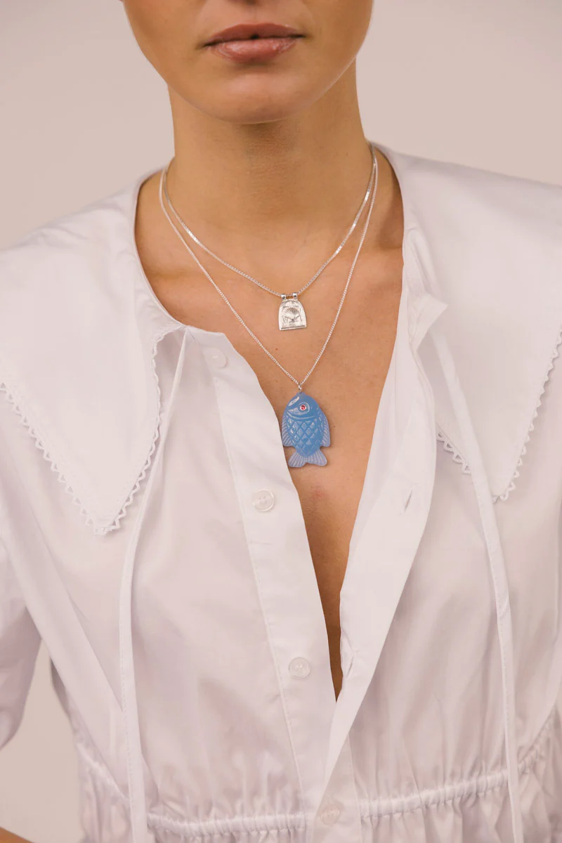 Scallop Medallion Necklace Silver - Image 3