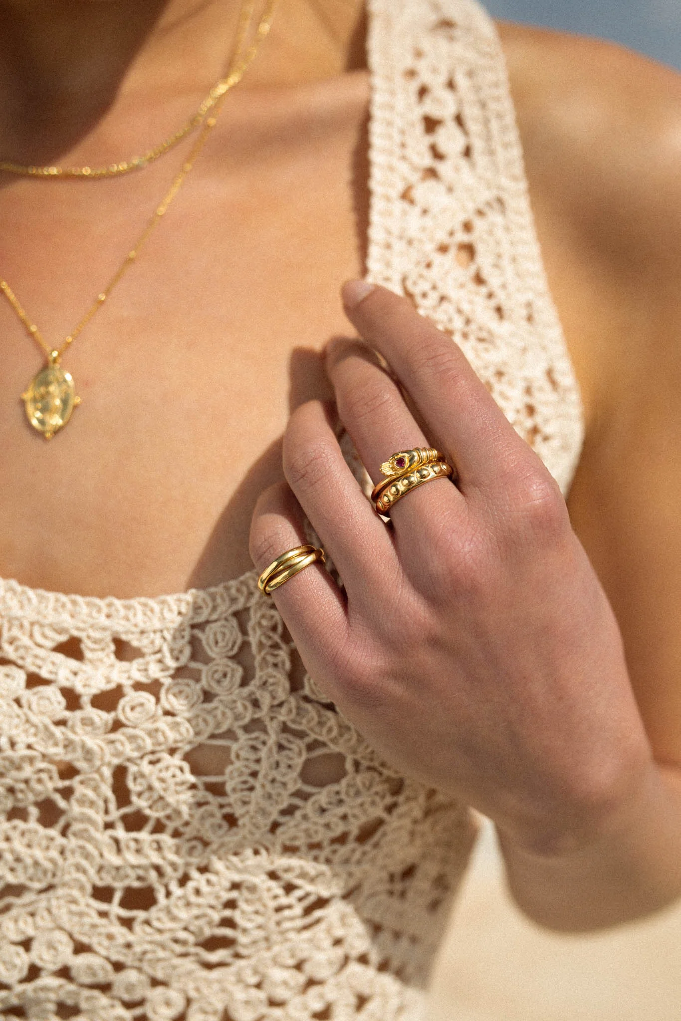 Trinity pinky ring gold plated - Image 7
