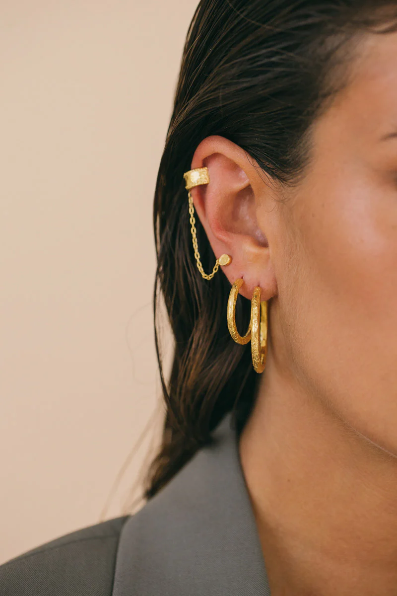 Wanderlust hammered hoop gold plated (24mm) - Image 8