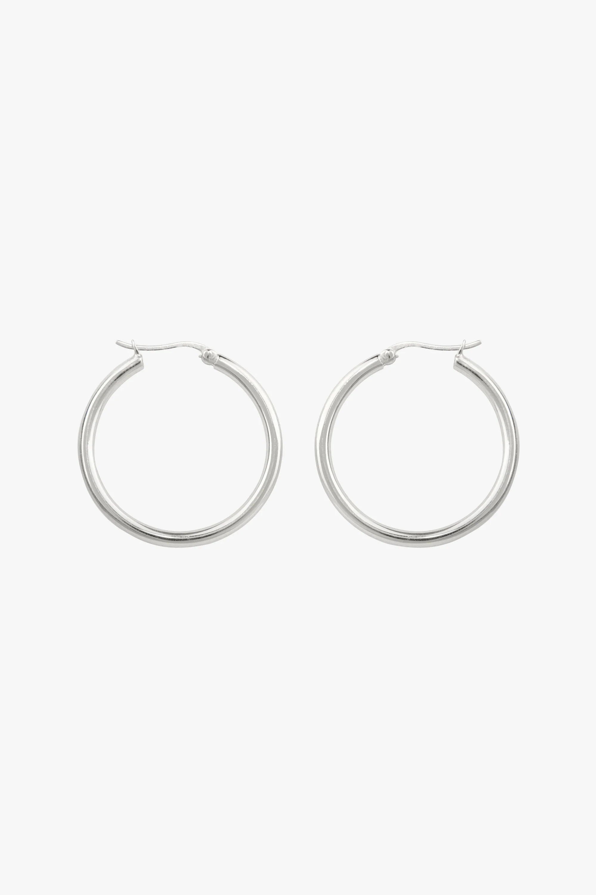 Wild classic earring silver medium (30mm) - Image 8